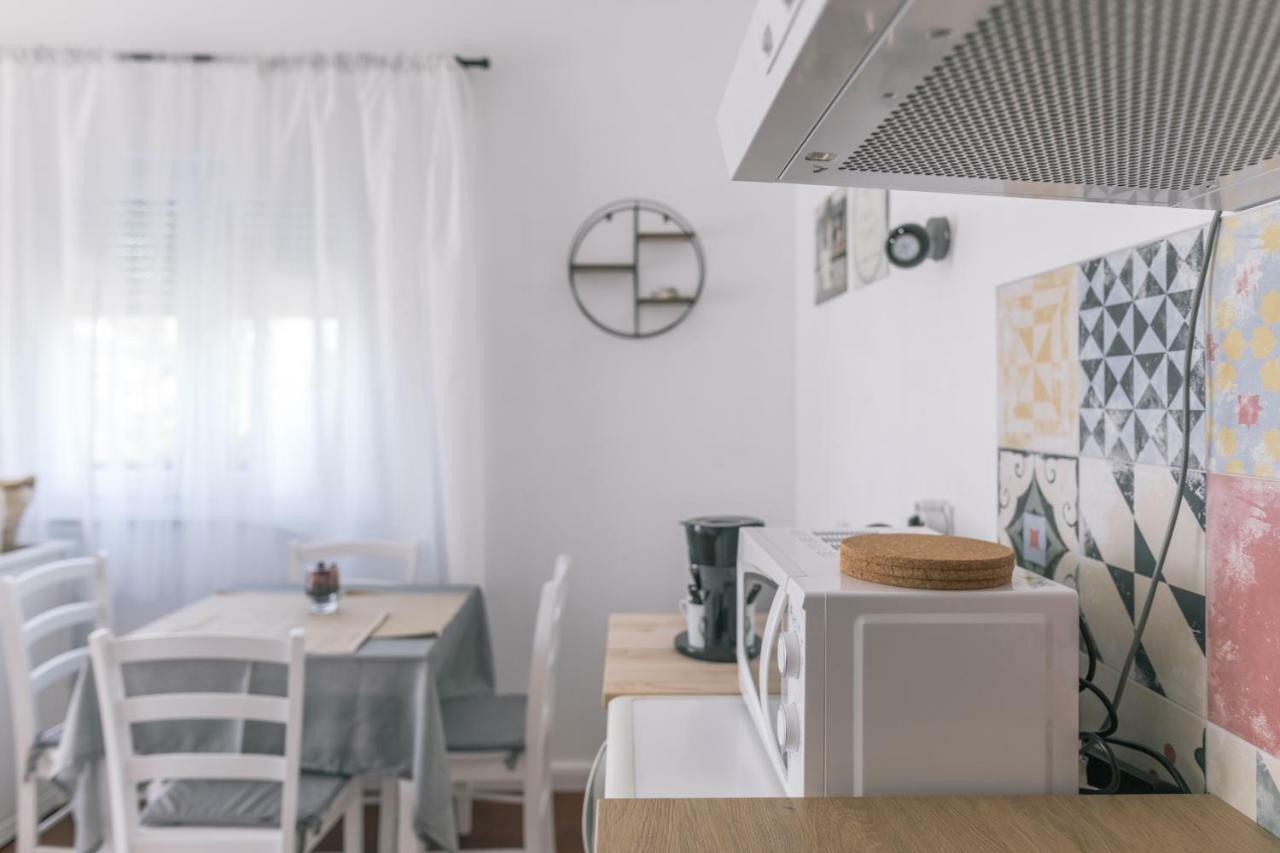 Hedon-Stone Apartment Starigrad Paklenica Exterior photo